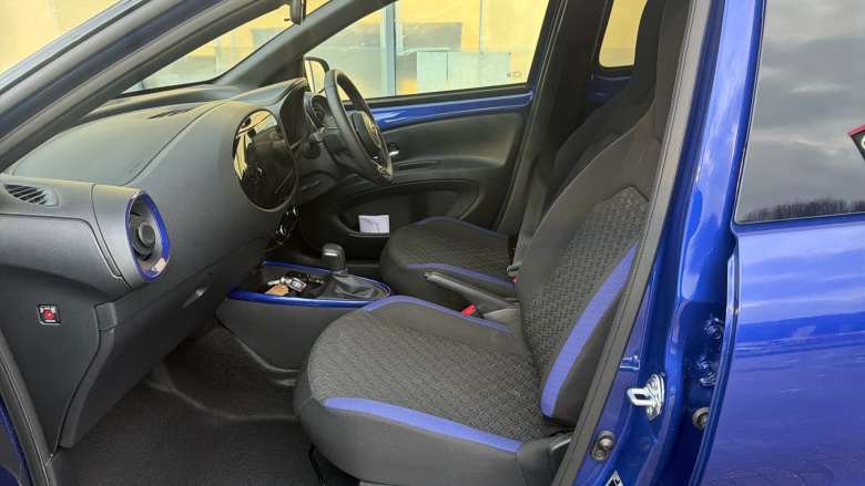 Toyota Aygo X 1.0 VVT-i Edge 5dr Auto Petrol Hatchback